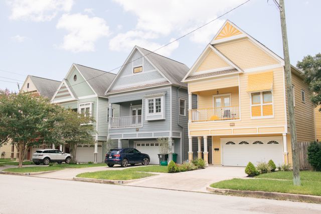 residential homes in texas neighborhood